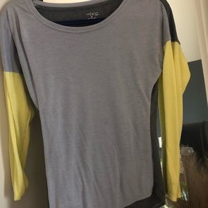 Simple long sleeve T-shirt blouse